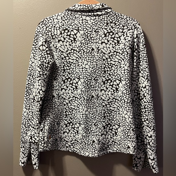 EUC Lucy Animal Print 1/4 Zip Sweater- Size S - Picture 2 of 8